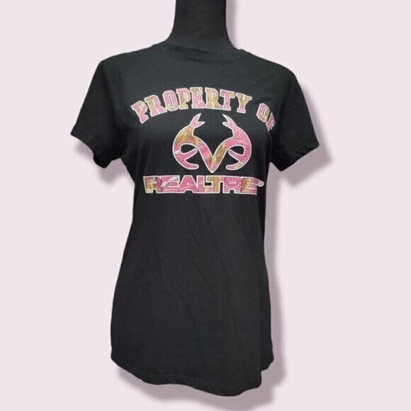 Realtree Black T-Shirt With Pink Camouflage Lettering | Size Medium - Picture 1 of 3